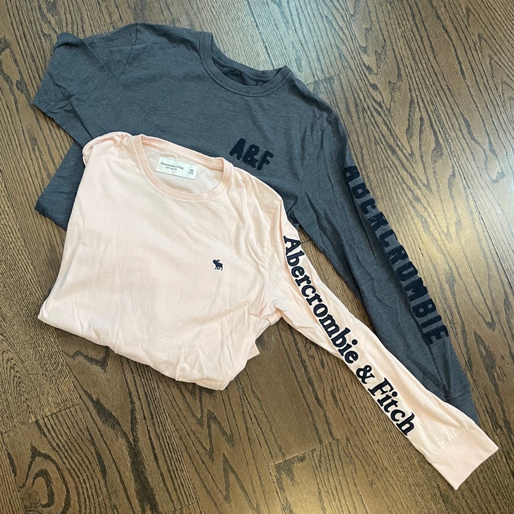 Men’s XS Abercrombie & Fitch 2 long sleeve Tshirts